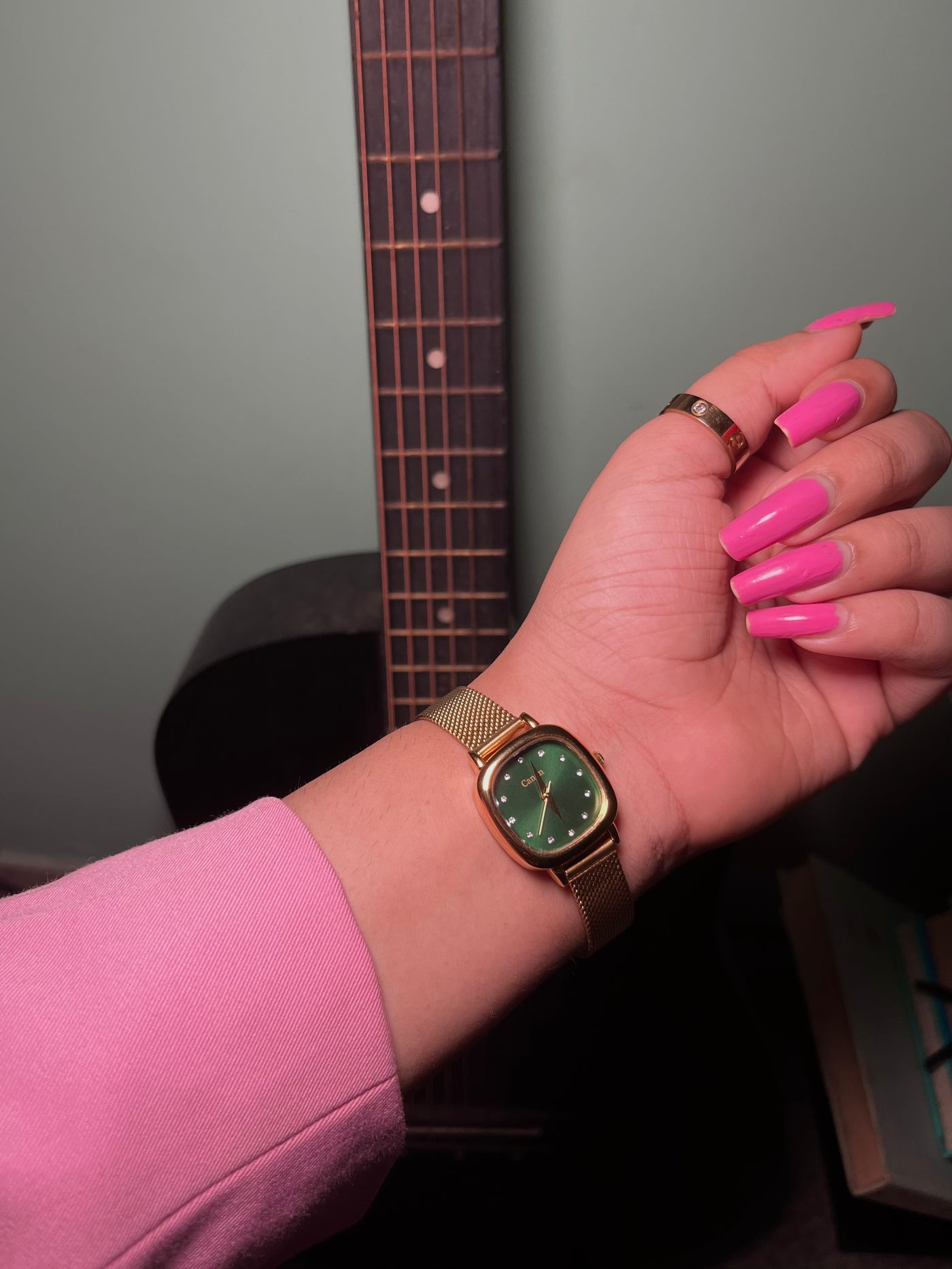 Classic Golden Vintage Watch For Women 452